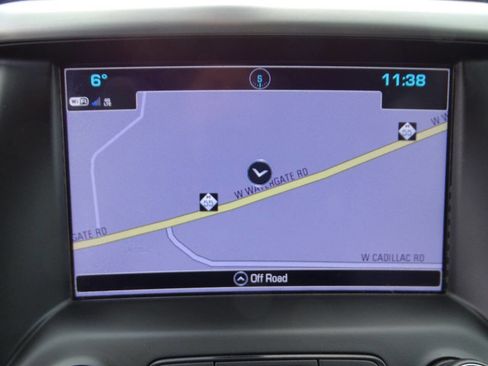 Used 2018 GMC Acadia SLT image 3