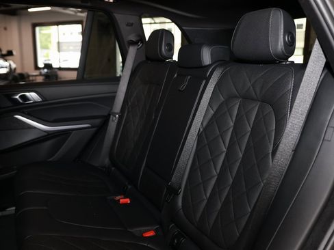 Used 2024 BMW X5 xDrive40i image 14