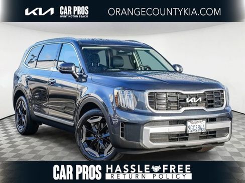 Certified 2023 Kia Telluride S w/ S Sunroof Package image 1