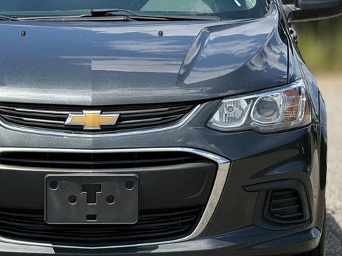 Used 2019 Chevrolet Sonic LT FWD image 12