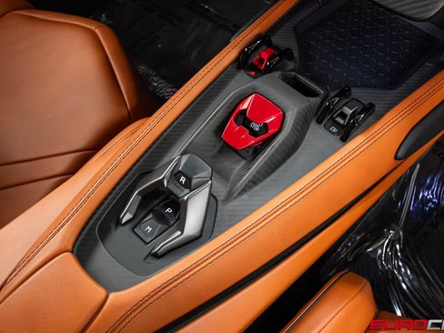 Used 2025 Lamborghini Revuelto AWD/4WD image 40