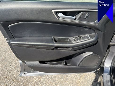 Used 2021 Ford Edge SEL w/ Convenience Package AWD/4WD image 9