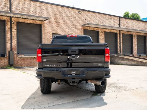 Used 2017 Chevrolet Silverado 2500 LTZ w/ Duramax Plus Package AWD/4WD image 7