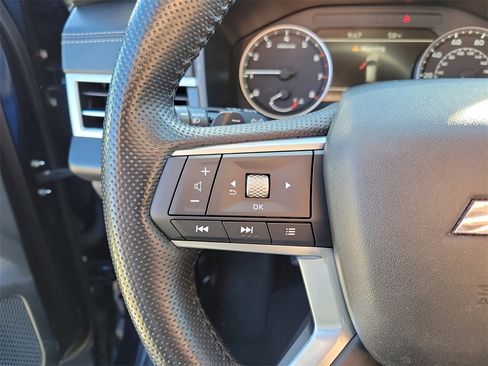 Used 2024 Mitsubishi Outlander SE image 18