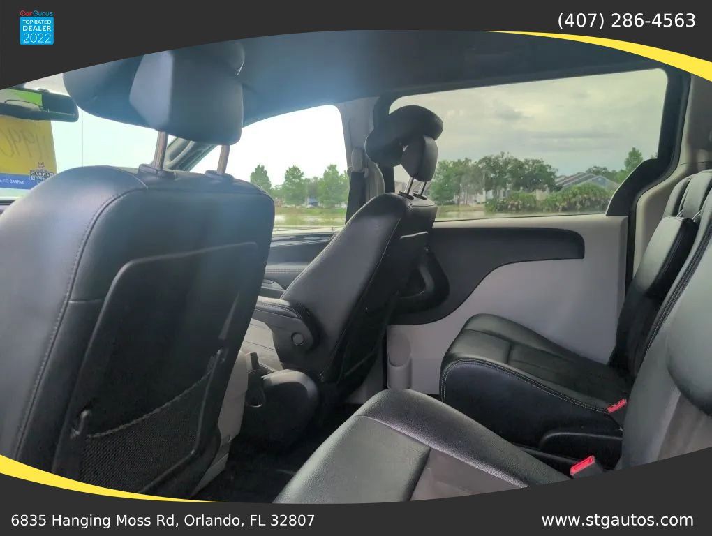 Used 2020 Dodge Grand Caravan SXT FWD image 16