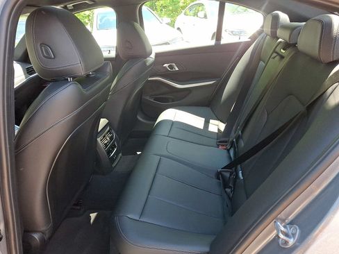 Used 2024 BMW 330i xDrive Sedan w/ Convenience Package AWD/4WD image 11