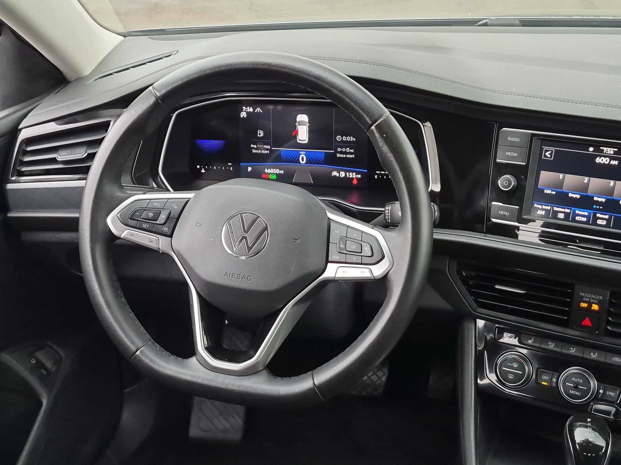 Used 2024 Volkswagen Jetta SE FWD image 11