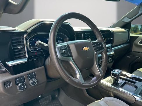 Used 2023 Chevrolet Silverado 1500 LTZ AWD/4WD image 14