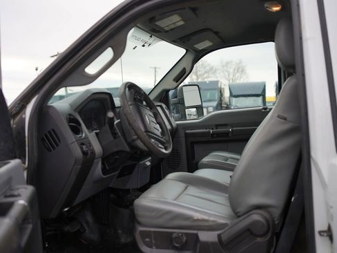 Used 2020 Ford F550 4x4 Regular Cab Super Duty w/ Power Equipment Group image 9