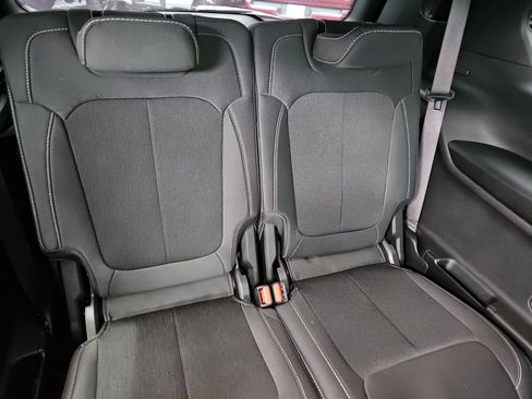 Used 2025 Jeep Grand Cherokee L Laredo w/ Luxury Tech Group I RWD image 12