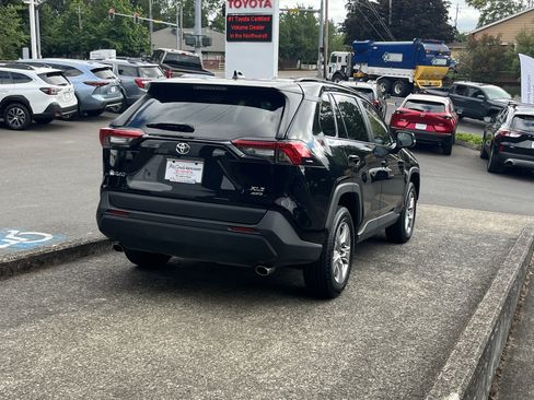 Certified 2025 Toyota RAV4 XLE AWD/4WD image 7