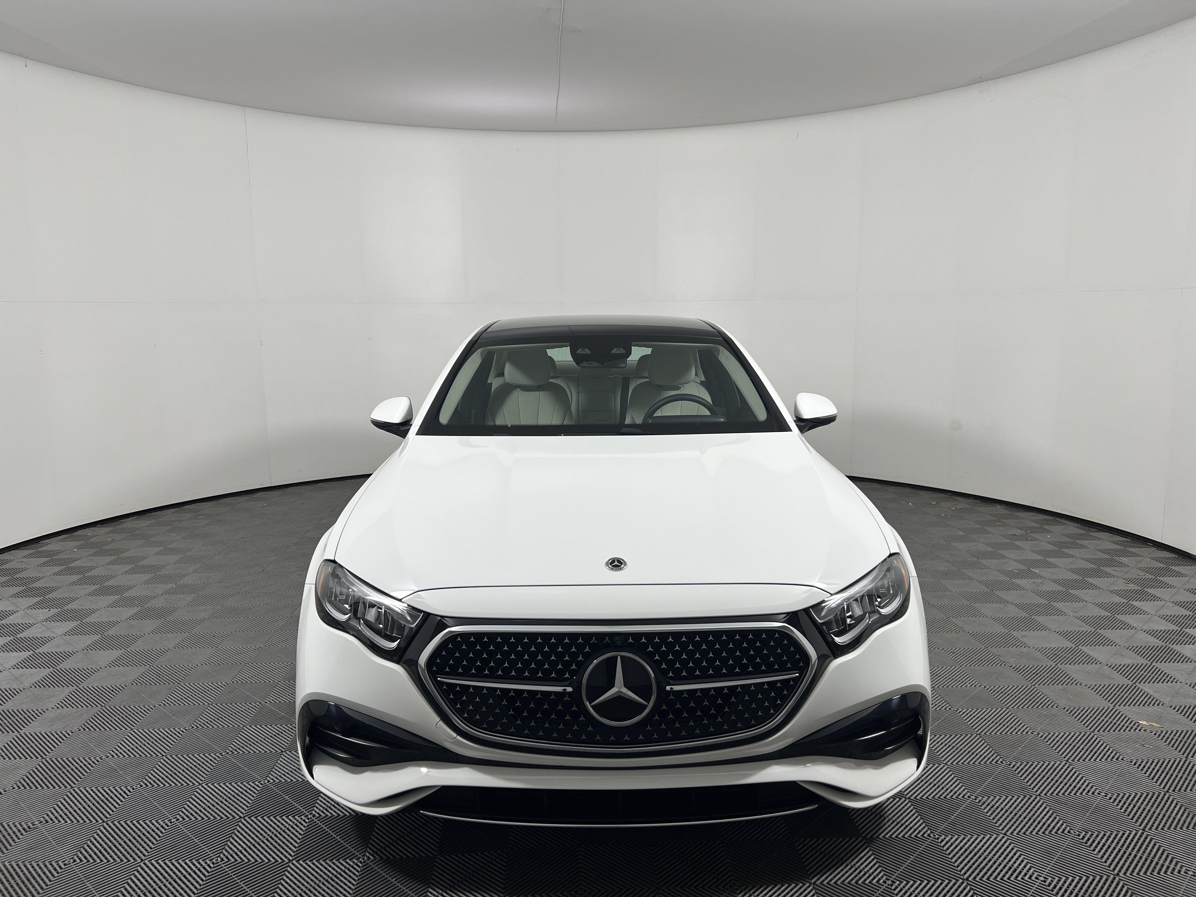 Certified 2026 Mercedes-Benz E 350 4MATIC Sedan image 8