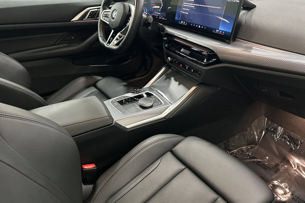 Used 2026 BMW M440i Coupe w/ Parking Assistance Package RWD image 17