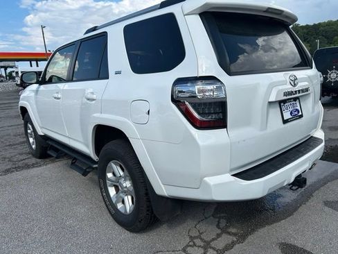 Used 2023 Toyota 4Runner SR5 Premium w/ Moonroof Package AWD/4WD image 3