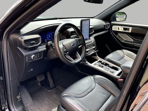 Used 2020 Ford Explorer ST w/ ST Street Pack AWD/4WD image 18