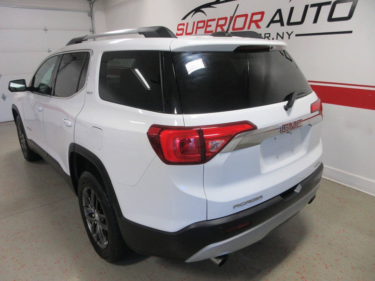 Used 2019 GMC Acadia SLT AWD/4WD image 12