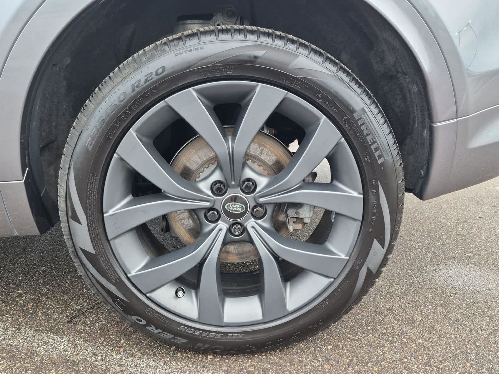 Certified 2023 Land Rover Discovery Sport SE R-Dynamic AWD/4WD image 13
