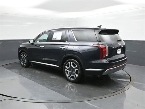 Used 2024 Hyundai Palisade SEL w/ Premium Package image 5