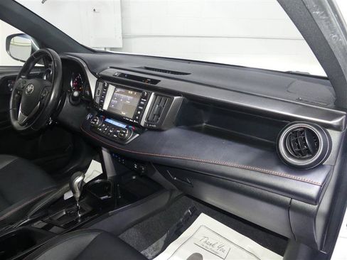 Used 2016 Toyota RAV4 SE w/ Advanced Technology Package AWD/4WD image 23