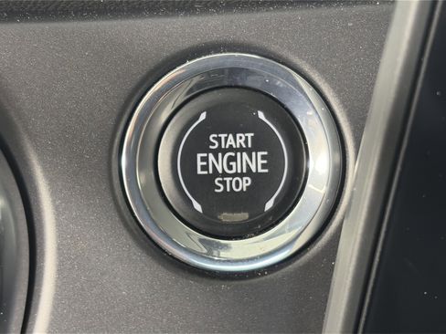 Certified 2024 Chevrolet Blazer LT w/ Convenience Package image 32