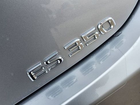 Used 2024 Lexus ES 350 F Sport w/ Accessory Package (Z2) FWD image 12