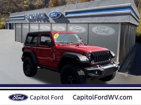 Used 2025 Jeep Wrangler Sport image 1
