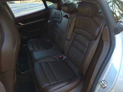 Used 2020 Porsche Taycan Turbo image 16