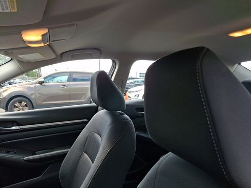 Used 2022 Nissan Altima 2.5 SV image 24