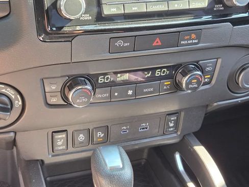 Used 2024 Nissan Frontier SV w/ Technology Package AWD/4WD image 20