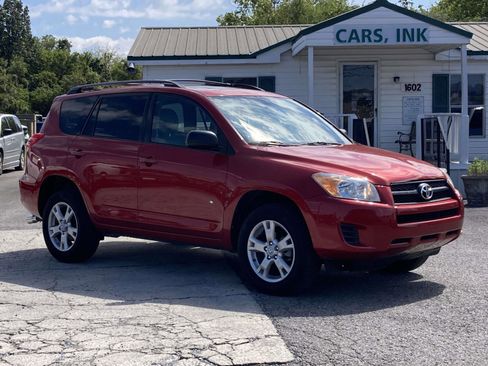 Used 2012 Toyota RAV4 FWD image 1