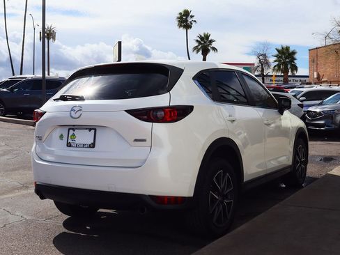 Used 2018 MAZDA CX-5 Touring image 13