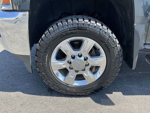 Used 2019 Chevrolet Silverado 2500 LTZ w/ Duramax Plus Package AWD/4WD image 20
