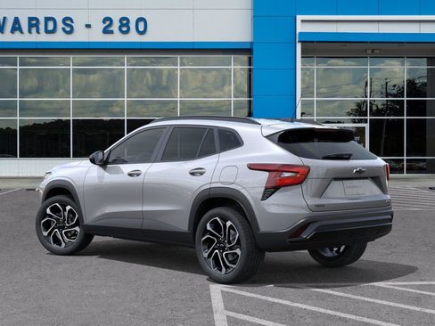 New 2026 Chevrolet Trax RS w/ Driver Confidence Package FWD image 3