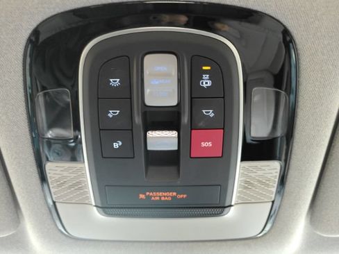 Used 2024 Hyundai Palisade Limited FWD image 57