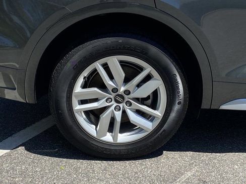 Certified 2023 Audi Q5 2.0T Premium w/ Convenience Package AWD/4WD image 5