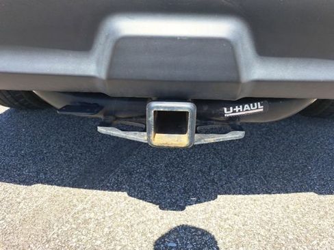 Used 2019 Nissan Pathfinder S FWD image 9