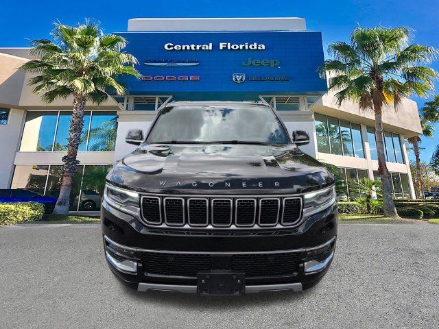 Certified 2024 Jeep Wagoneer Series II w/ Flexible Seating Group RWD image 9