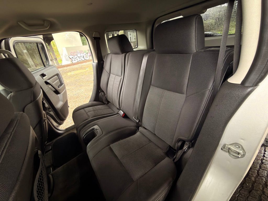 Used 2007 HUMMER H3 AWD/4WD image 25