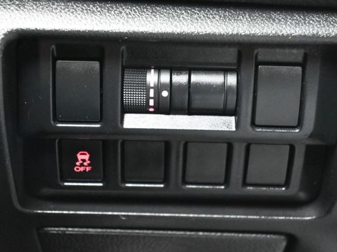 Used 2020 Subaru Impreza Premium image 33