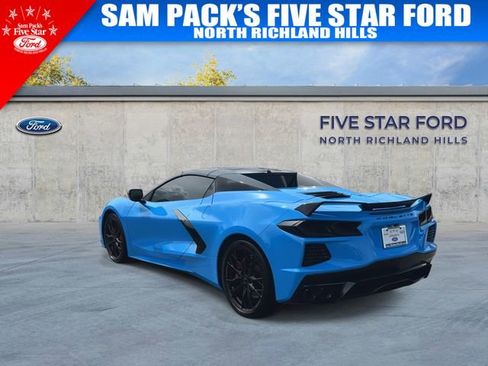 Used 2023 Chevrolet Corvette Stingray Premium Conv w/ Z51 Performance Package RWD image 7