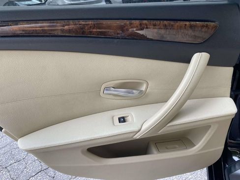 Used 2008 BMW 528i Sedan RWD image 12