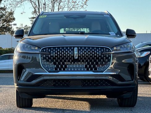 New 2026 Lincoln Aviator Reserve AWD/4WD image 3