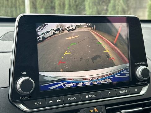 Used 2023 Nissan Altima 2.5 SR image 21