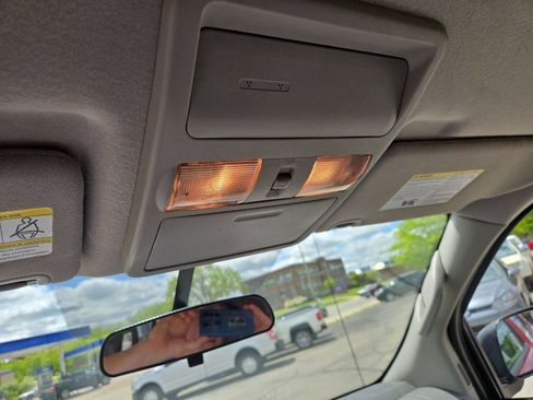 Used 2019 Nissan Frontier SV image 22