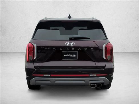 Used 2024 Hyundai Palisade Limited image 8