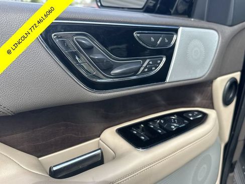 Used 2023 Lincoln Navigator Reserve RWD image 20