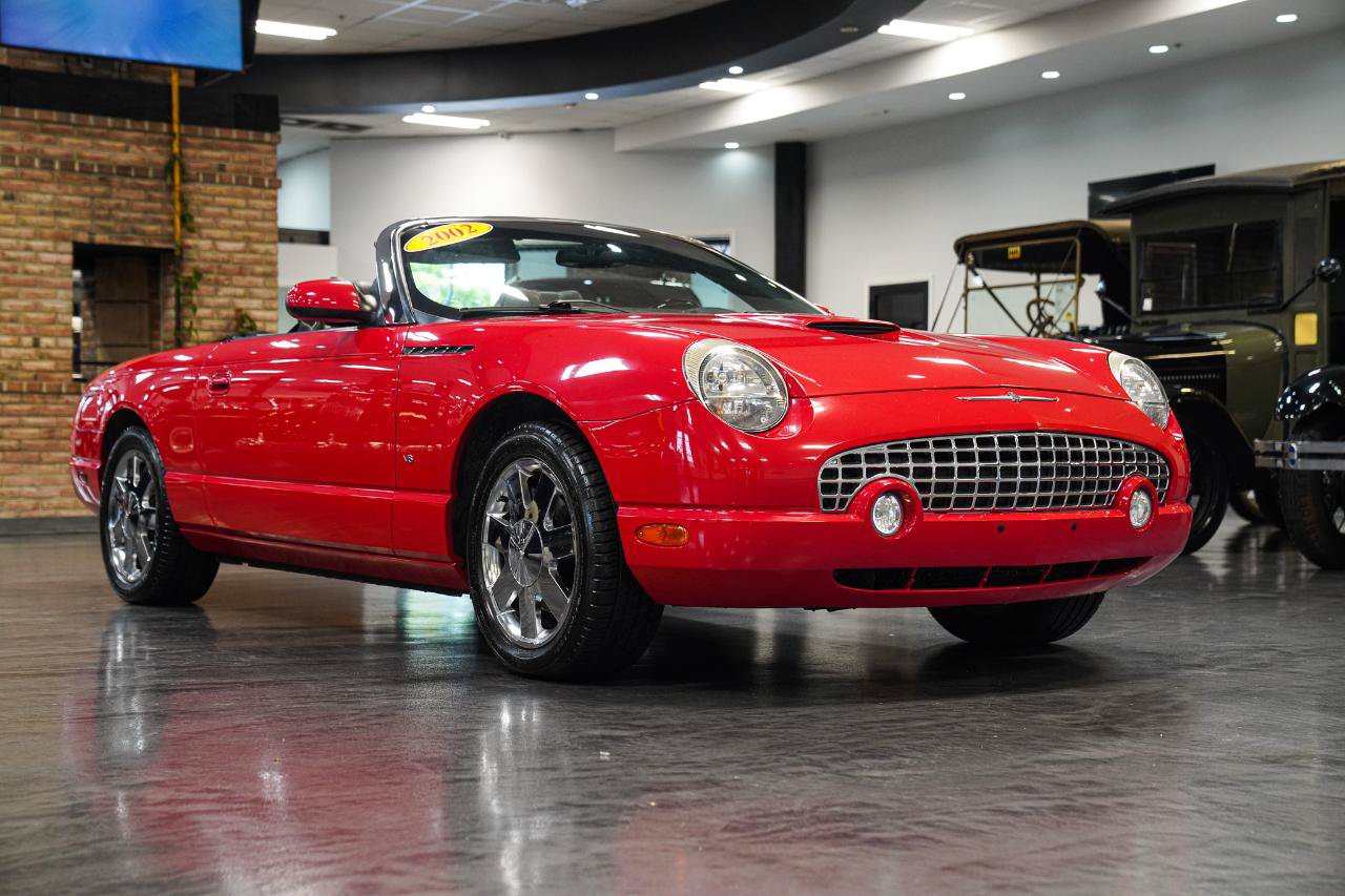 Used 2002 Ford Thunderbird RWD image 5