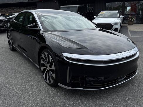 Used 2023 Lucid Air Touring AWD/4WD image 21