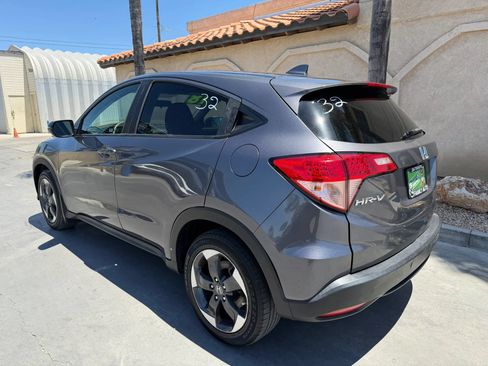 Used 2018 Honda HR-V EX image 9