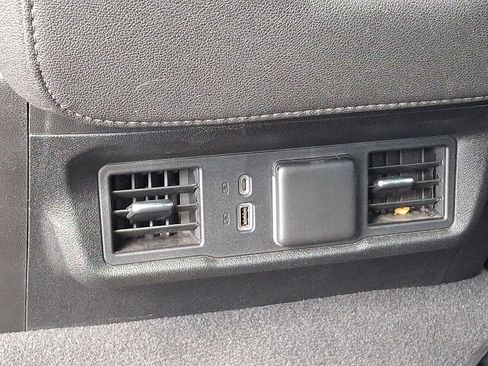 Certified 2023 Chevrolet Silverado 1500 LT AWD/4WD image 11